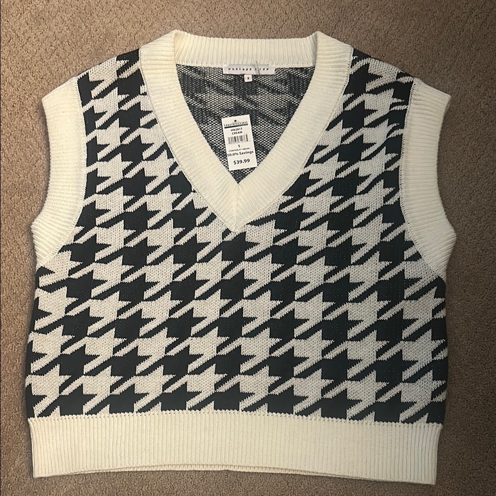 Endless Rose Bloomingdale's Black and White Houndstooth Sweater Vest